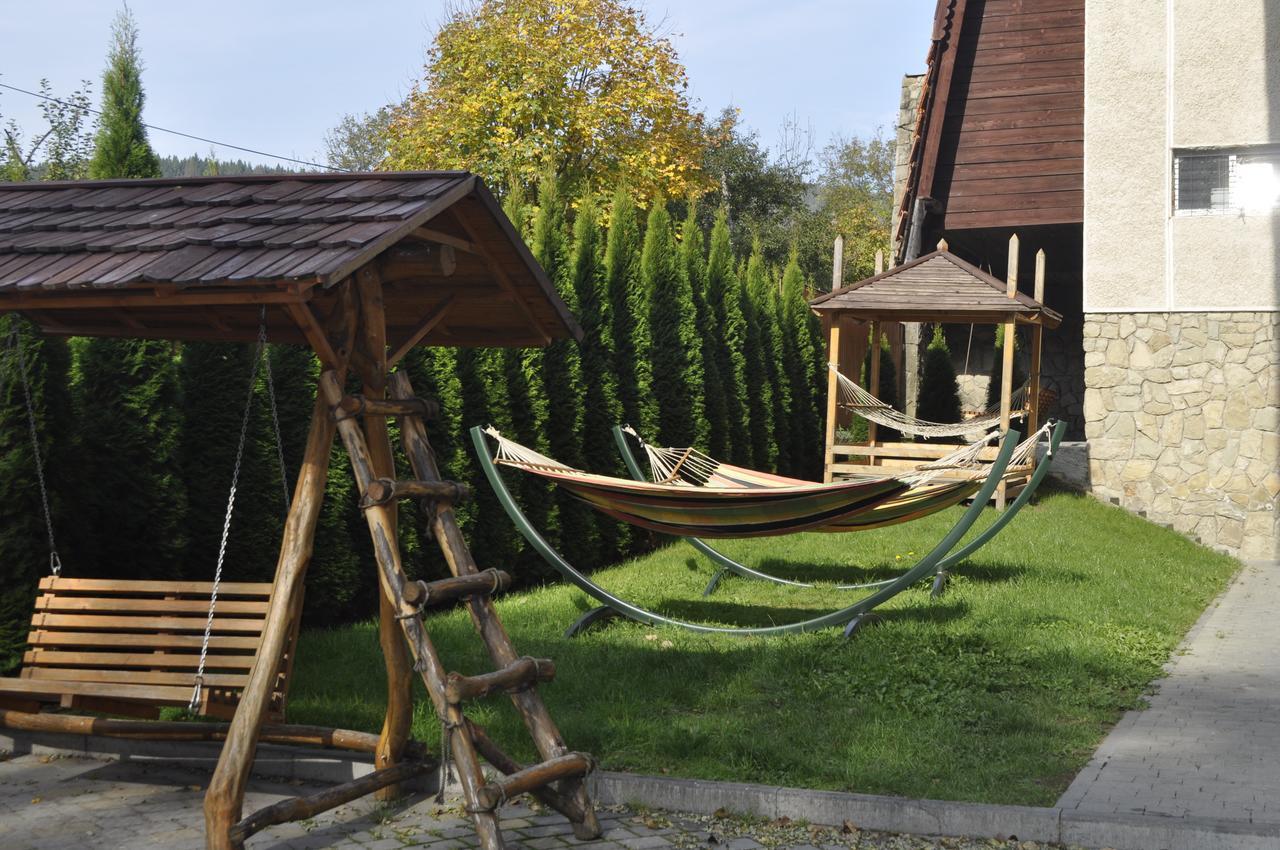 Malyvo Hotel Делятин Экстерьер фото